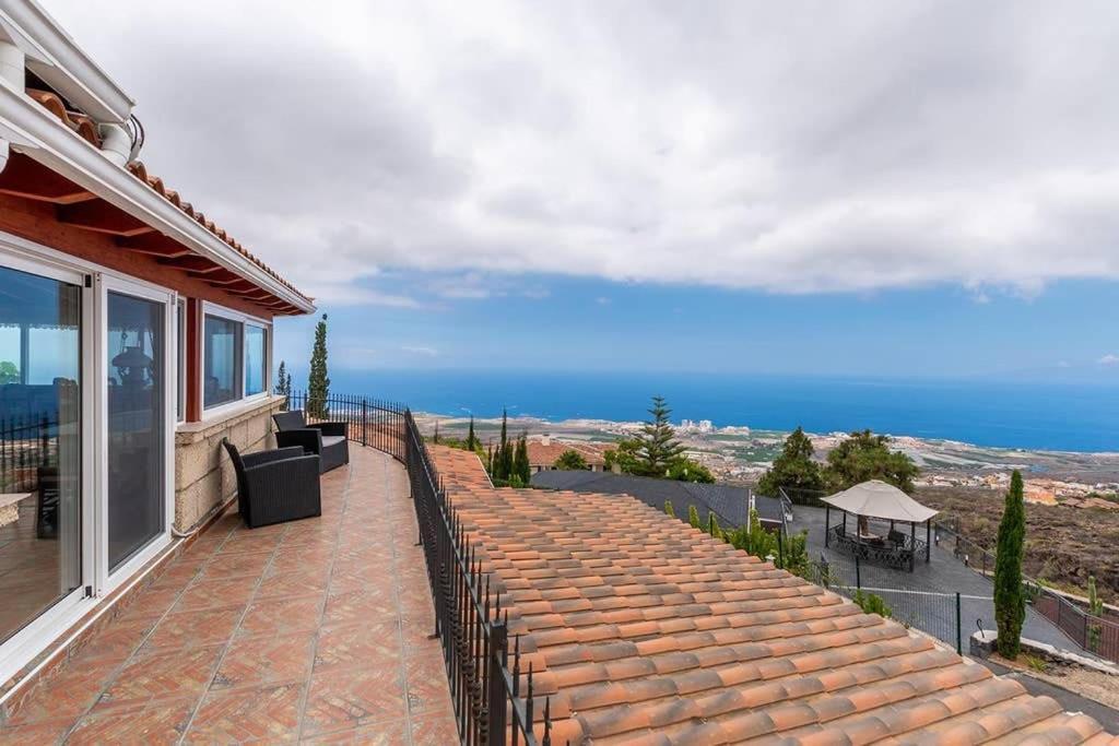 Villa Carlitos Vistas Al Mar Y A La Montana Costa Adeje  Exterior photo
